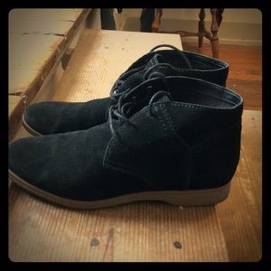 Franco Sarto chukkas